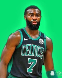 波士顿凯尔特人塔图姆布朗组合愈发成熟，攻防一体表现助力球队稳居东部榜首剑指奥布莱恩杯。